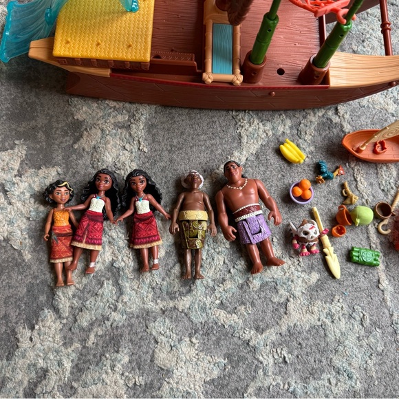 Moana 2 Boat Adventure Sailing Boat Playset with Doll - Picture 6 of 6